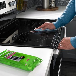 Cooktop Wipes Step 2