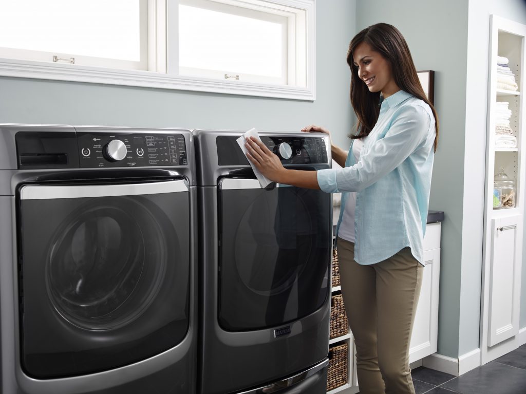 Machine Cleaning Wipes Lifestyle