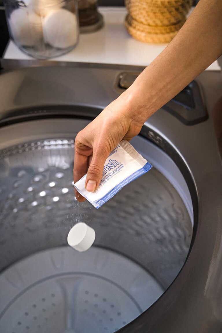 How to Clean Your Washing Machine affresh®