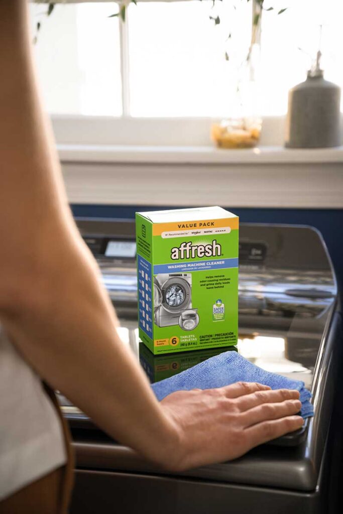How to Clean Your Washing Machine affresh®