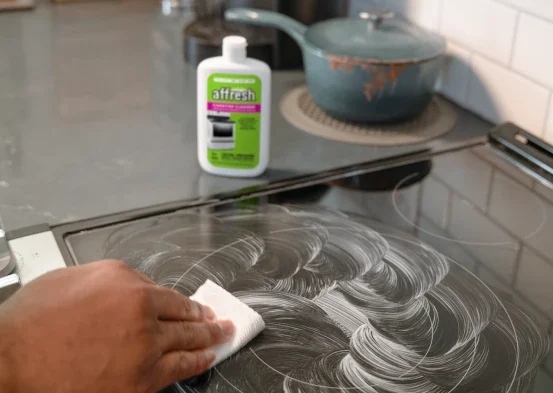 affresh_Cooktop_bottle_Lifestyle_16